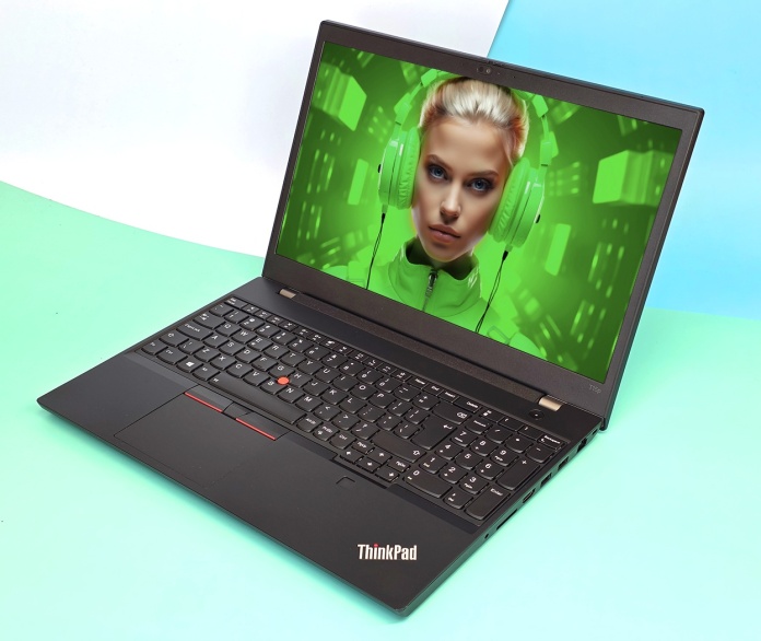 Laptop Lenovo ThinkPad T15p G1 i7 GTX1050 Max-Q - zdjęcie produktu